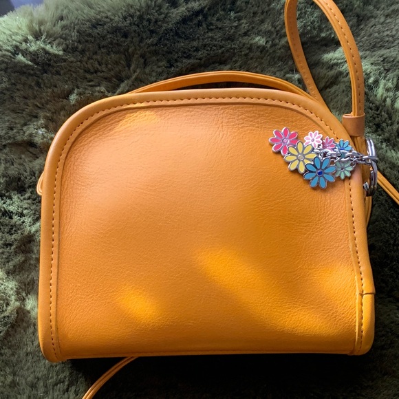 Coach Handbags - Rare colour 1998 Vintage Abbie